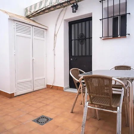 Con Patio Y Aire Acondicionado En El Centro De Conil - Es-180-31 Apartment
